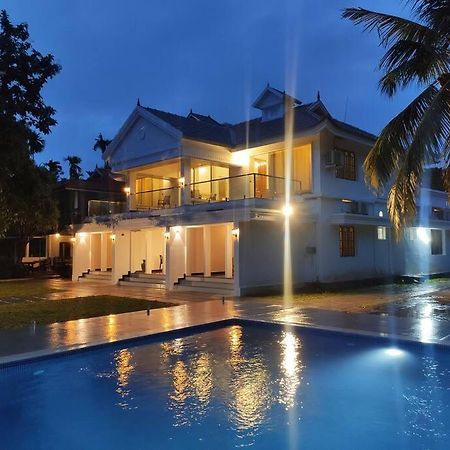 Riveria Portico - River Side 6 Bedroom Private Pool Bungalow North Paravur Экстерьер фото